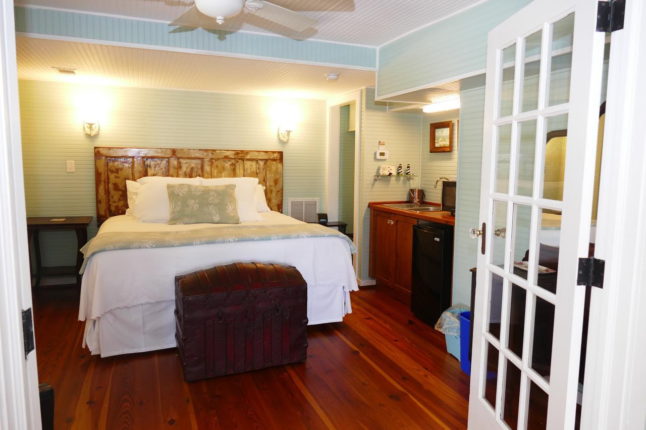 Beachview Inn And Spa Tybee Island Exterior photo