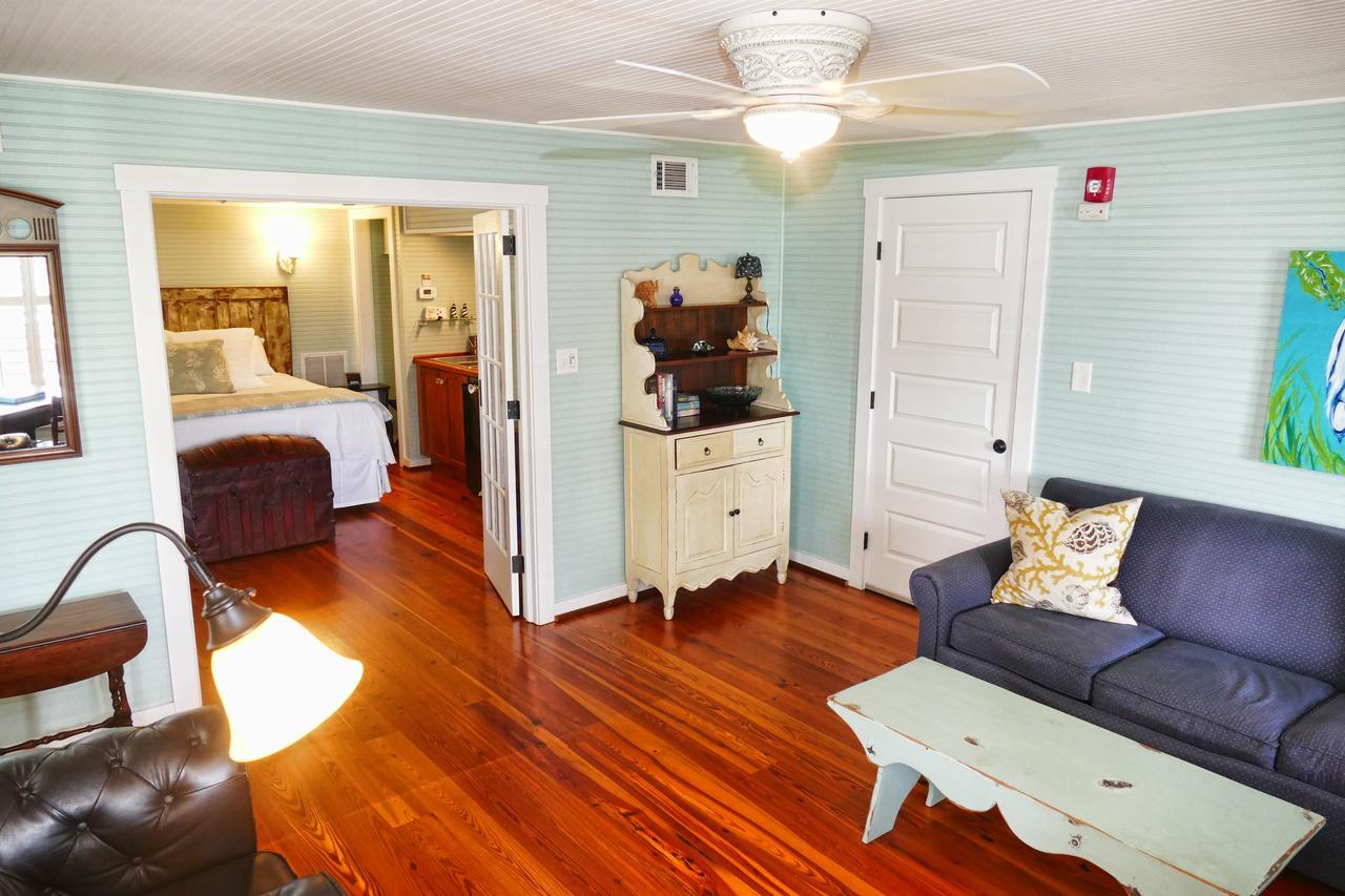 Beachview Inn And Spa Tybee Island Exterior photo