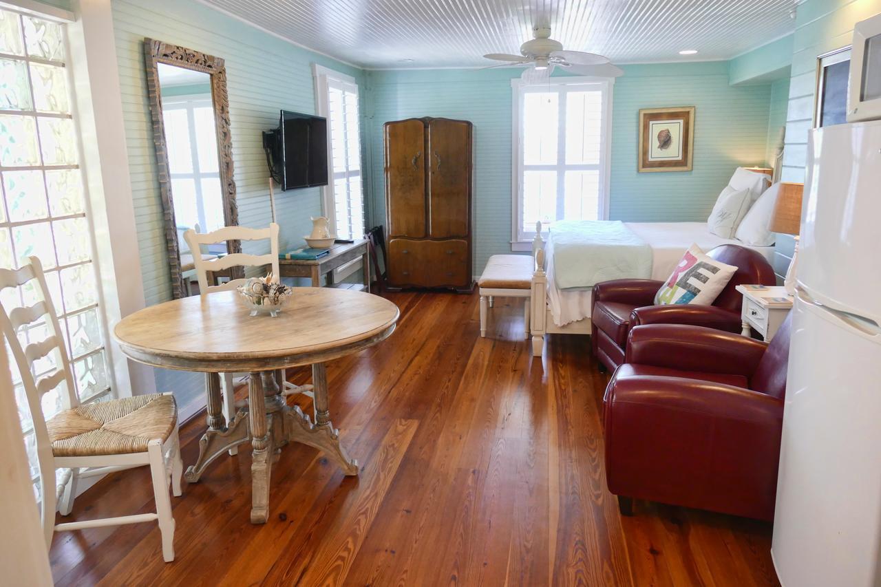 Beachview Inn And Spa Tybee Island Exterior photo